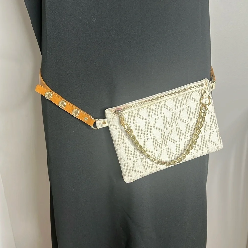 Michael Kors MK Signature Logo Belt Bag Fanny Pack